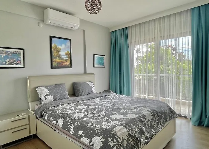 Апартаменты Deniz Manzarali, Plaja 100 Metre, Luks 3 *