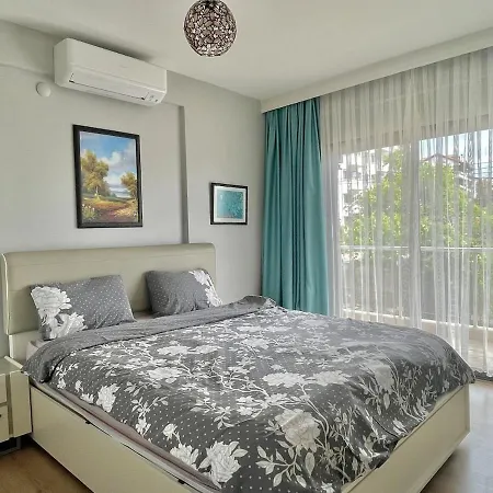 Lejlighed Deniz Manzarali, Plaja 100 Metre, Luks 3 *