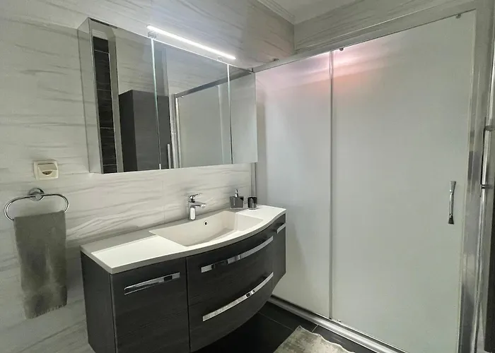 Deniz Manzarali, Plaja 100 Metre, Luks 3 *